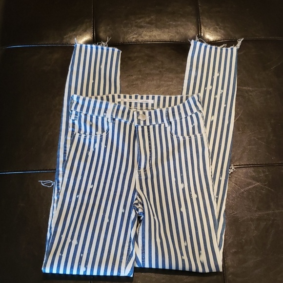 Zara Striped Distressed Jeggings - Picture 2 of 3